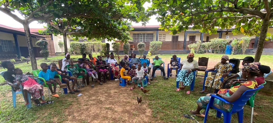 Christmas Outreach photo 5